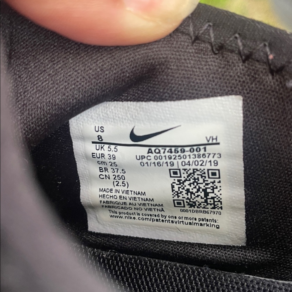 Nike Women’s Acalme Running Sneakers - Picture 9 of 9